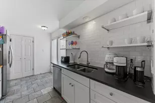 2614 Jefferson St, Austin, TX 78703 - Photo 9