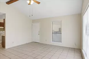 405 Whitetail Dr, San Marcos, TX 78666 - Photo 7