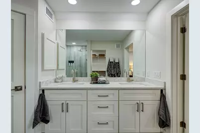 2400 Canterbury Street, Austin, TX 78702 - Photo 15