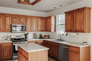 10008 Anahuac Trail, Austin, TX 78747 - Photo 11