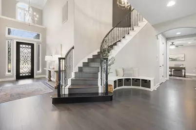 122 Lakota Pass, Austin, TX 78738 - Photo 5