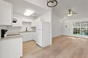 1015 E Yager Ln, Austin, TX 78753 - Photo 9