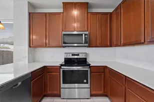 12417 Franklin D Roosevelt St, Manor, TX 78653 - Photo 11