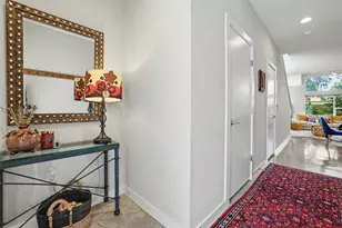5616 S 1st St, Austin, TX 78745 - Photo 7