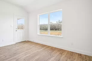 179 Great Northern Dr, Cedar Creek, TX 78612 - Photo 11