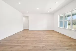 179 Great Northern Dr, Cedar Creek, TX 78612 - Photo 7