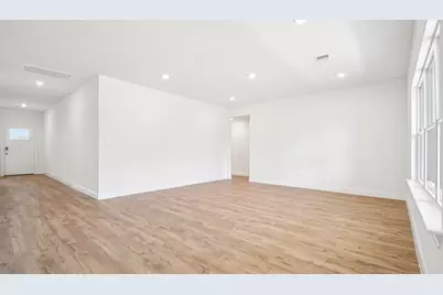 179 Great Northern Drive, Cedar Creek, TX 78612 - Photo 5