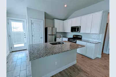 2800 Joe Dimaggio Boulevard #94, Round Rock, TX 78665 - Photo 3