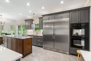 30108 Torrey Pines Cir, Georgetown, TX 78628 - Photo 11