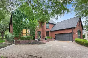 30108 Torrey Pines Cir, Georgetown, TX 78628 - Photo 3