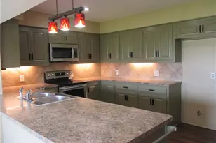 215 Monkey Rd, Elgin, TX 78621 - Photo 5