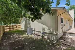 9723 Moorberry St, Austin, TX 78729 - Photo 35