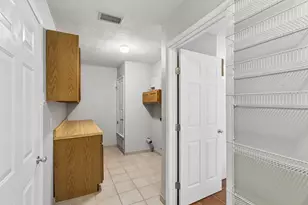 9723 Moorberry St, Austin, TX 78729 - Photo 19