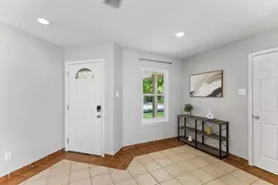 9723 Moorberry St, Austin, TX 78729 - Photo 7