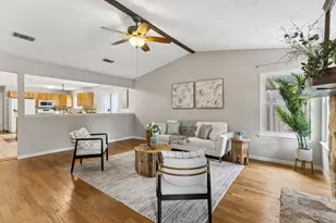 9723 Moorberry St, Austin, TX 78729 - Photo 15