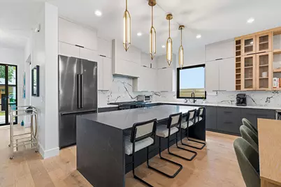 2004 Riverview Street, Austin, TX 78702 - Photo 11