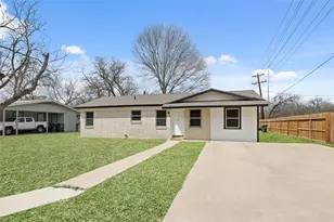 1115 Sycamore St, San Marcos, TX 78666 - Photo 3