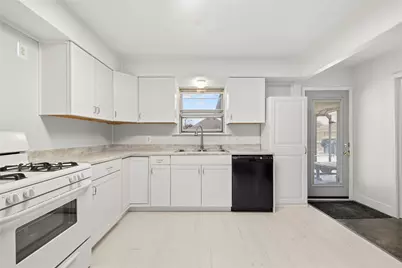 1115 Sycamore Street, San Marcos, TX 78666 - Photo 9