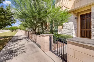 6814 E Riverside Dr, Austin, TX 78741 - Photo 23