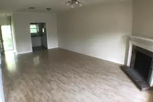 2100 San Gabriel St, Austin, TX 78705 - Photo 3