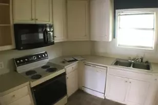 2100 San Gabriel St, Austin, TX 78705 - Photo 3