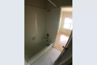 2100 San Gabriel Street #302, Austin, TX 78705 - Photo 11