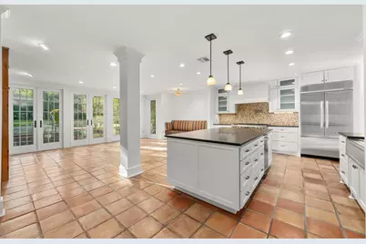 1301 Kent Lane, Austin, TX 78703 - Photo 11