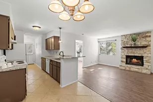 9807 Hundred Oaks Cir, Austin, TX 78750 - Photo 3