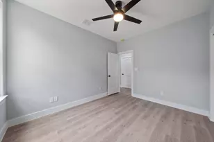 106 Halawa Ct, Bastrop, TX 78602 - Photo 35