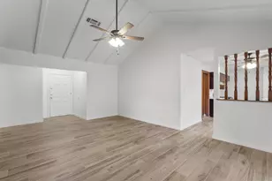 703 Huntingdon Pl, Austin, TX 78745 - Photo 5