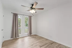703 Huntingdon Pl, Austin, TX 78745 - Photo 17