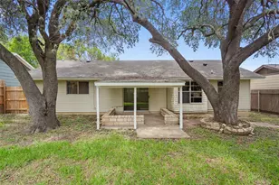 703 Huntingdon Pl, Austin, TX 78745 - Photo 23