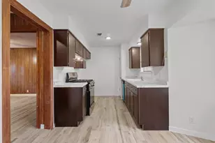 703 Huntingdon Pl, Austin, TX 78745 - Photo 7