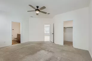 140 Outlaw Dr, Jarrell, TX 76537 - Photo 13