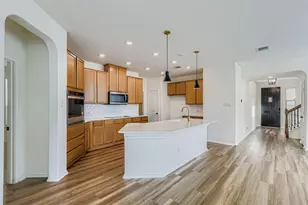 140 Outlaw Dr, Jarrell, TX 76537 - Photo 9