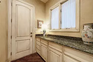 2305 Barton Creek Blvd, Austin, TX 78735 - Photo 19