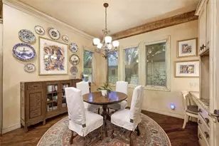 2305 Barton Creek Blvd, Austin, TX 78735 - Photo 9