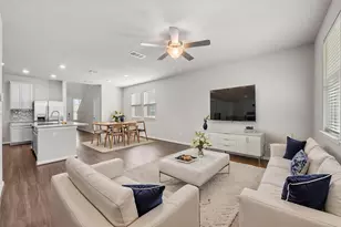 105 Tucana St, Georgetown, TX 78628 - Photo 9