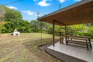 8508 Contour Dr, Austin, TX 78757 - Photo 31
