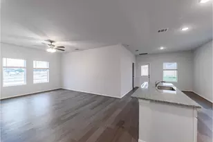 740 Barbary Coast Ln, Jarrell, TX 76537 - Photo 7
