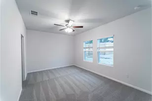 740 Barbary Coast Ln, Jarrell, TX 76537 - Photo 11