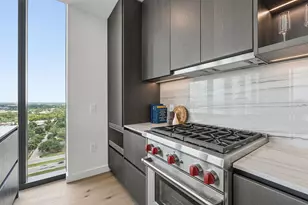 610 Davis St, Austin, TX 78701 - Photo 11
