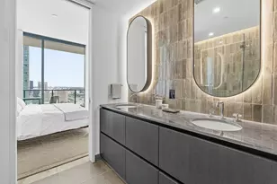 610 Davis St, Austin, TX 78701 - Photo 25
