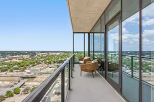 610 Davis St, Austin, TX 78701 - Photo 17