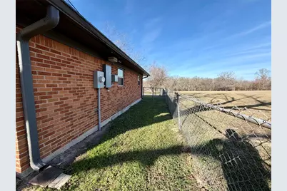 9712 Springdale Road, Austin, TX 78754 - Photo 5