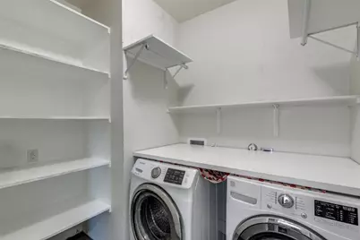 6817 Horseshoe Pond Drive, Del Valle, TX 78617 - Photo 17