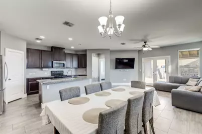 6817 Horseshoe Pond Drive, Del Valle, TX 78617 - Photo 3