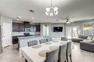 6817 Horseshoe Pond Dr, Del Valle, TX 78617 - Photo 3