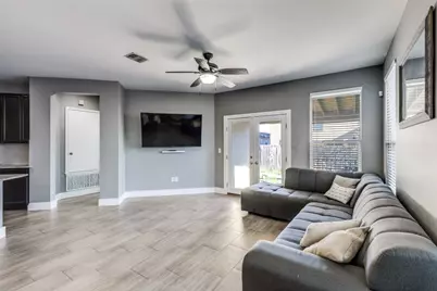 6817 Horseshoe Pond Drive, Del Valle, TX 78617 - Photo 5