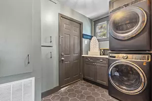 519 E Ashby Pl, San Antonio, TX 78212 - Photo 13